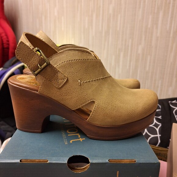 Women's B.O.C. Clogs - Size 8M - Picture 5 of 8